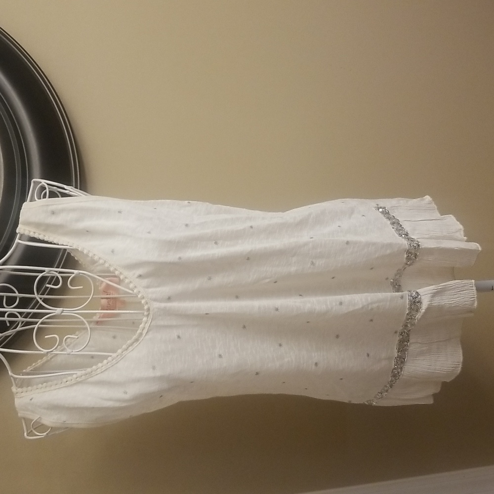 Scandal sleeveless Sheena top NWT